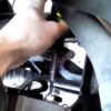 Заміна регулятору напруги MOBILETRON VR-B195M на Ford Scorpio (відео)