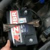 Заміна акумуляторної батареї ZUBR 4810728001830 на Mazda 626 (відео)