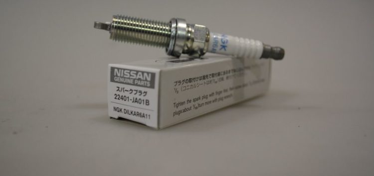 Підробні автозапчастини: свічка запалювання Nissan 22401-JA01B