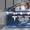 Tesla показала як проводить краш-тести