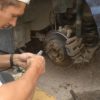 Заміна ремкомплекту гальмівного супорта FRENKIT 234024 на Honda Civic (відео)