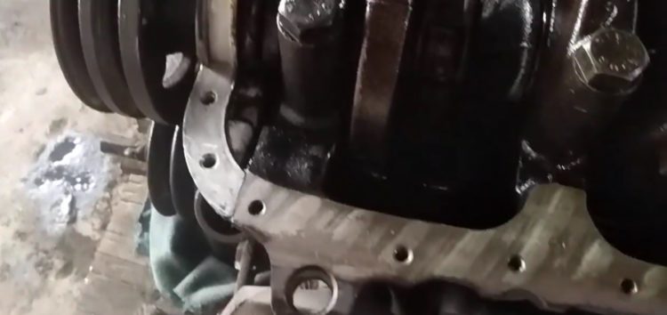 Замена прокладки масляного поддона Ajusa 59003000 на Ford Scorpio (видео)