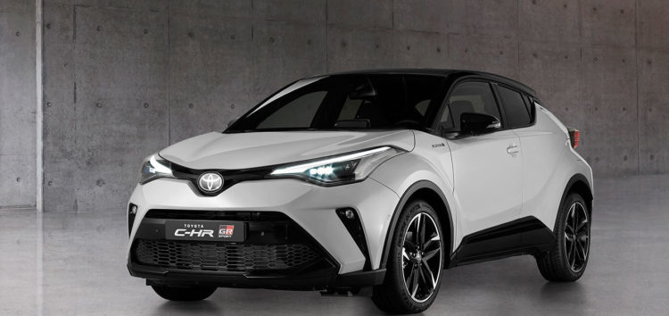 Представили две новые версии кроссовера Toyota C-HR
