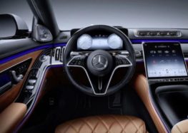 Mercedes-Benz відмовляється від «автопілотів»