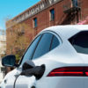 Jaguar выпустит новый электромобиль, который станет конкурентом Tesla Model X