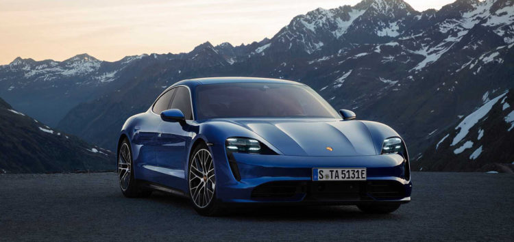 Porsche инвестирует в разработку электронного топлива