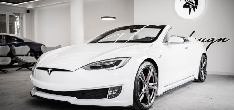 Tesla Model S переробили в кабріолет