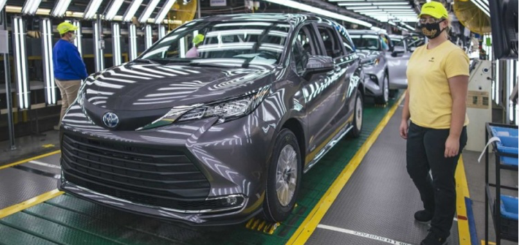 В честь юбилея Toyota выпустила 30-миллионный автомобиль
