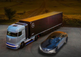 Компанію Daimler розділять на два напрямки