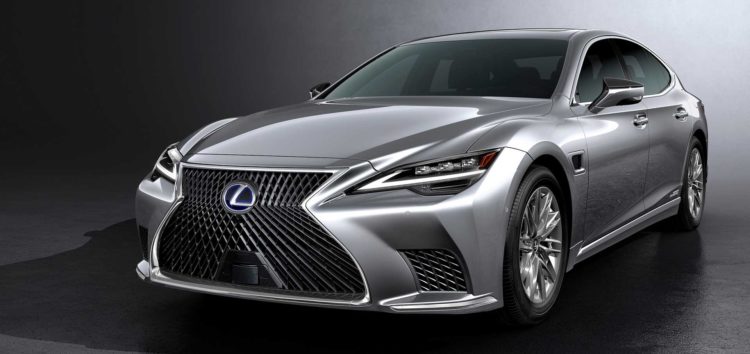 Автомобили от Lexus сохранили звание самых надежных