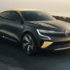 Электрокар Renault Megane 2022 вывезли на тесты