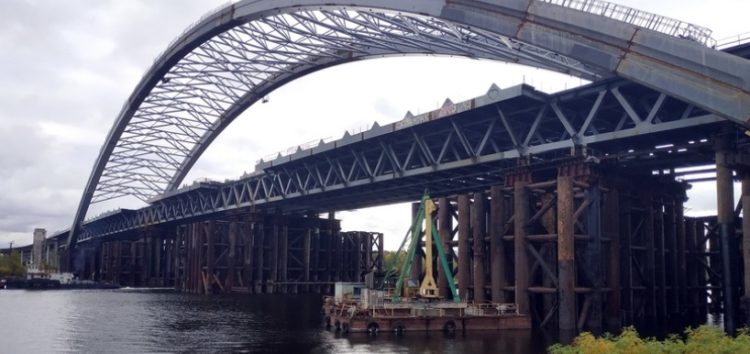 КГГА и «Укравтодор» не поделят Подольский мост