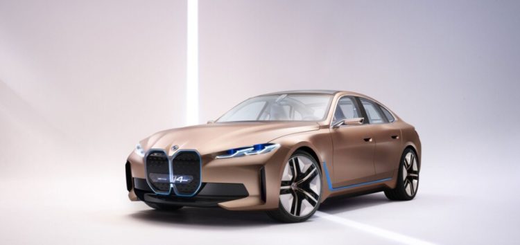 BMW начнет выпускать твердотельные аккумуляторы для электрокаров к 2025 году