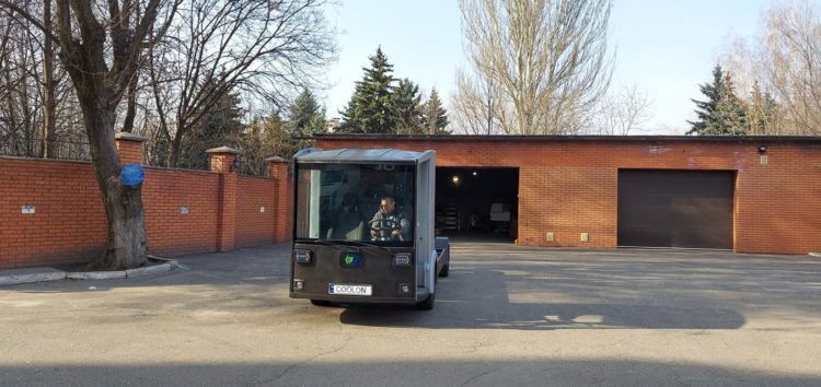 Першу українську електровантажівку CoolOn вивезли на тести