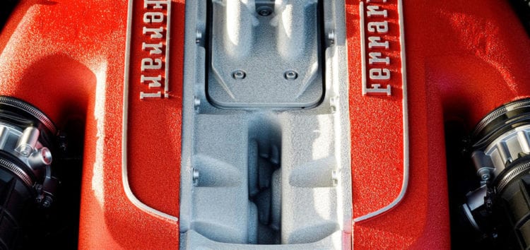 Ferrari готовит супер-мощный мотор V12