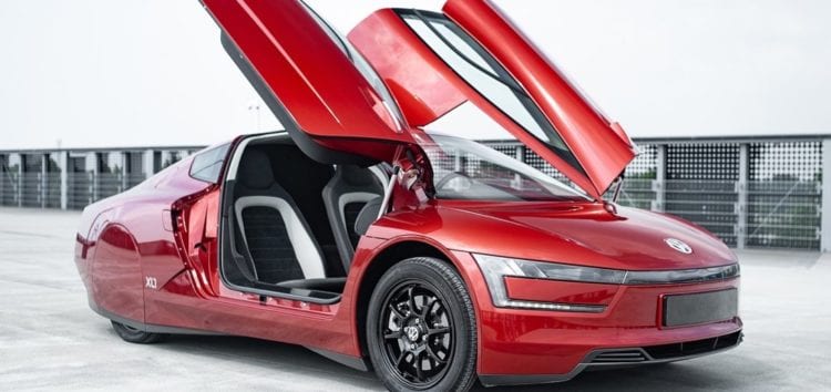 На аукцион выставили гибридный Volkswagen XL1