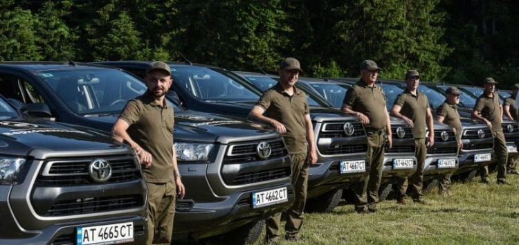 Германия передала нам автомобили для защиты заповедников в Карпатах