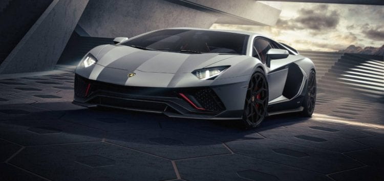 Lamborghini показала фінальний Aventador