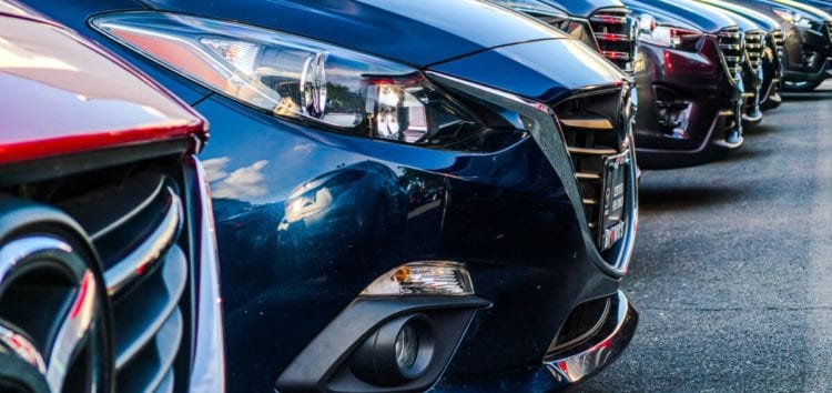 Компанія Mazda відкликала 260 тисяч своїх авто через логотип