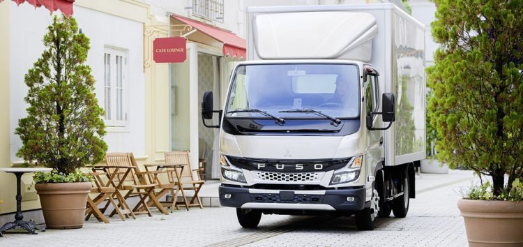 На европейском рынке начинаются продажи нового FUSO Canter