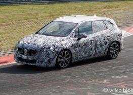 Шпигуни спіймали мінівен BMW