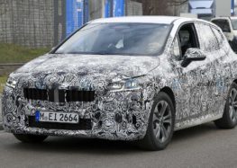 BMW розробляє гібридний мінівен