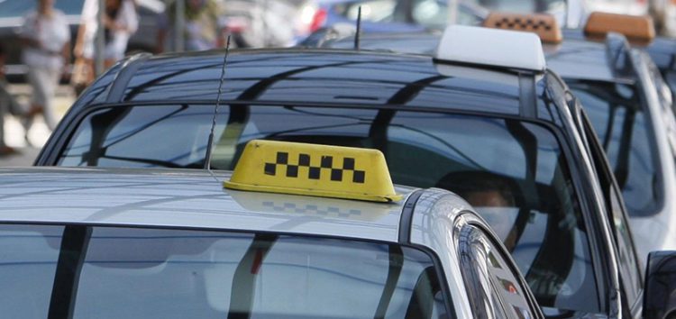 В Украине возможно появятся кассовые аппараты в такси