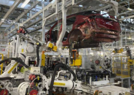 Nissan показал завод по производству авто без людей-сотрудников
