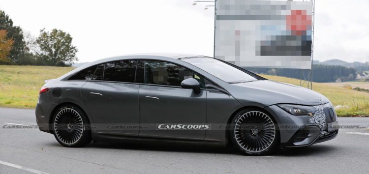 Новий електрокар Mercedes-AMG EQE помітили практично без камуфляжу