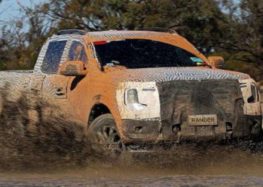 Ford випробовує Ranger в пустелі
