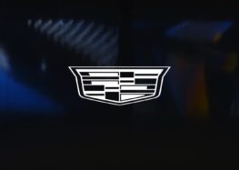 Cadillac вводить оновлений логотип