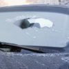 Лайфхаки для очищення авто від льоду