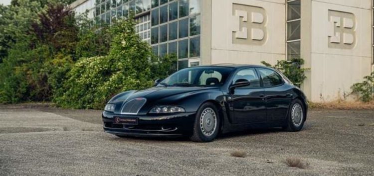 Продается один из трех седанов Bugatti EB 112