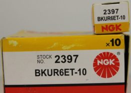 Підробні автозапчастини: Свічка запалювання NGK 2397