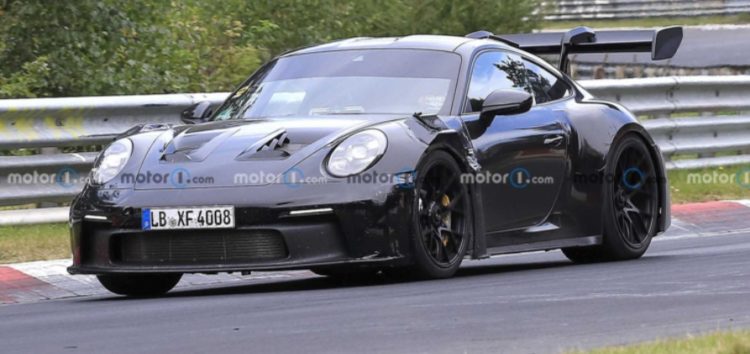 На тестуваннях помітили оновлений Porsche 911