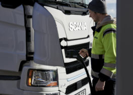 Scania в Швеции построит зарядный хаб для электрогрузовиков