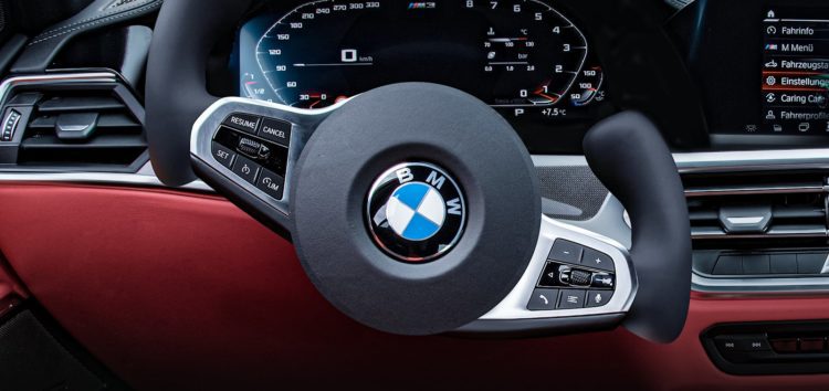 BMW показала новый тип руля для будущих машин