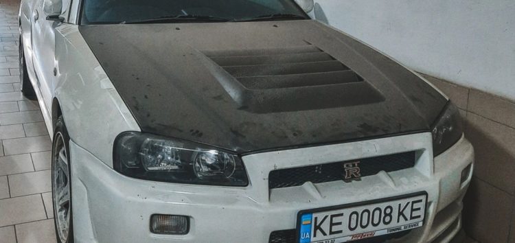 В Україні знайшли “гаражний” Nissan Skyline GT-R