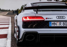 Porsche раскрыла подробности о секретном проекте гиперкара и механической Audi R8
