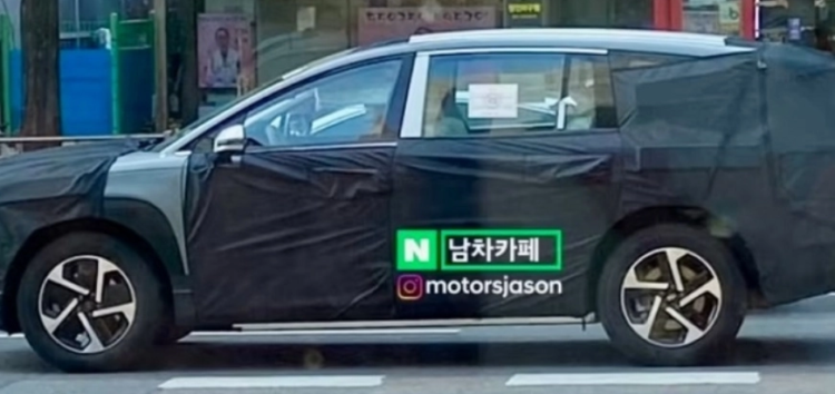 Hyundai IONIQ 7 увидели на тестах