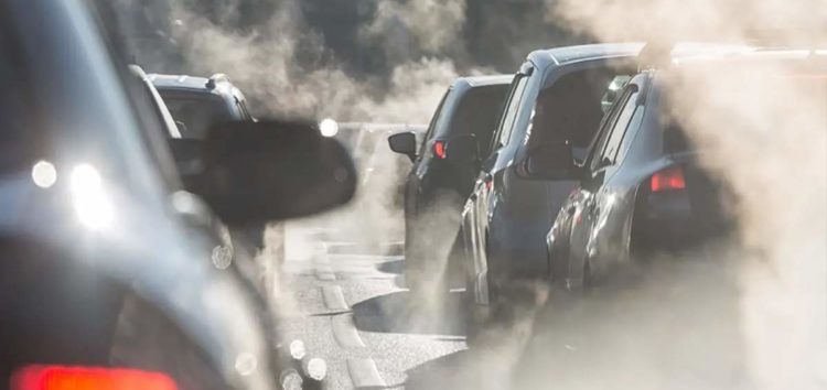 Podczas konferencji  G7 ogłoszono wycofanie samochodów z silnikami spalinowymi do 2035 r.