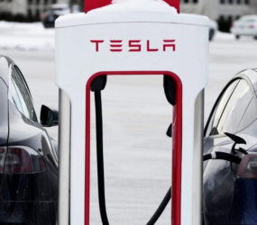 Ford получит доступ к зарядным станциям Tesla с 2024-го года