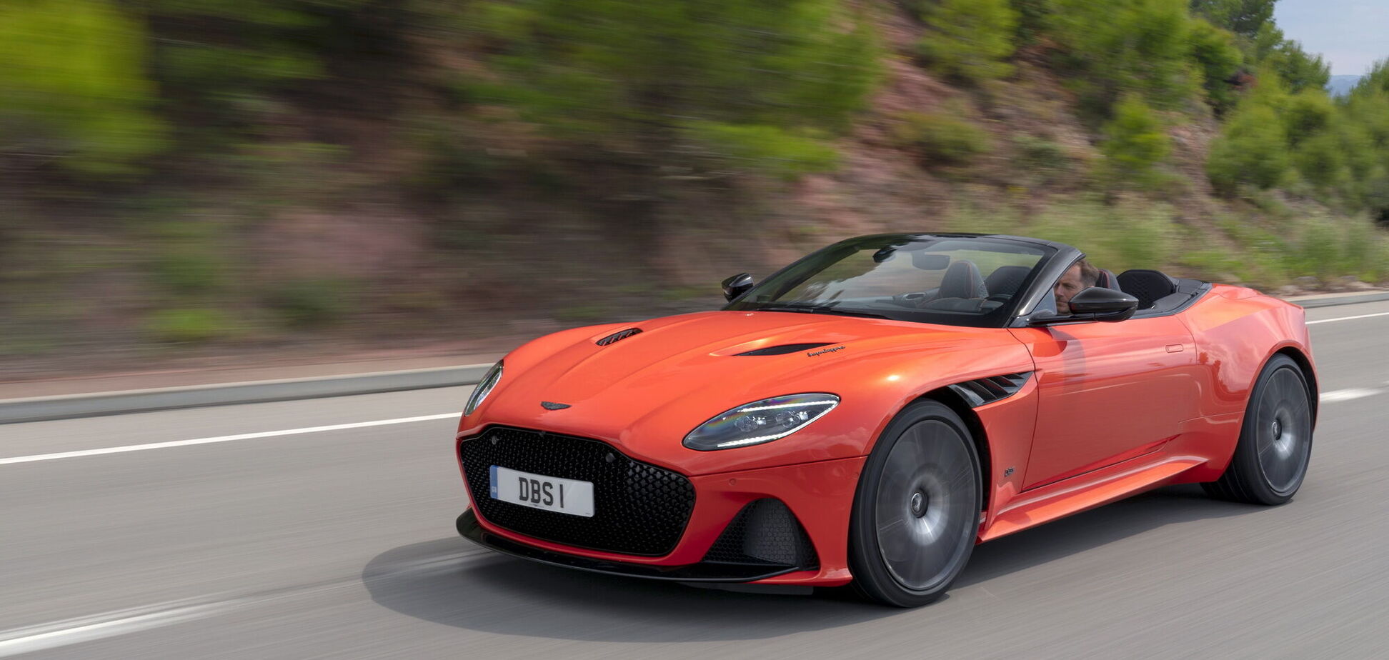 Best 8. Aston Martin db11 Superleggera. Aston Martin DBS Superleggera volante. Aston Martin Superleggera 2022. Астон Мартин 2022.