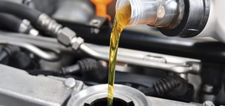 Jak prawidłowo wymienić olej silnikowy