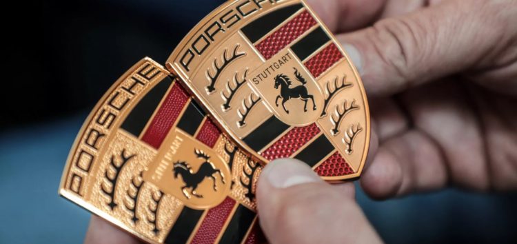 Porsche оновить свій логотип