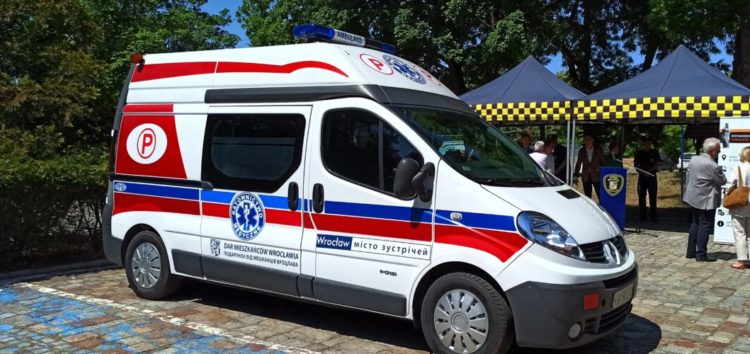 Поляки передадуть Україні карету швидкої допомоги