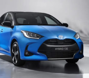 Toyota zaprezentowała nową hybrydową wersję modelu Yaris