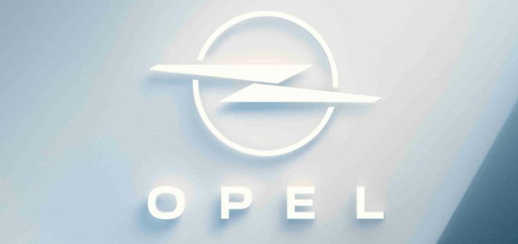 Opel оновив логотип