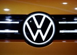 Нові моделі Volkswagen Golf будуть без МКПП