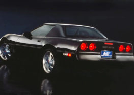 Культовому Chevrolet Corvette исполнилось 40 лет